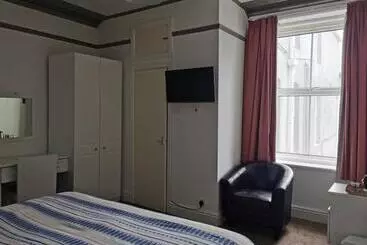 Pensione Athol Park Guest House