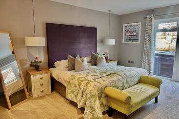 Курорт Grange Farm Park