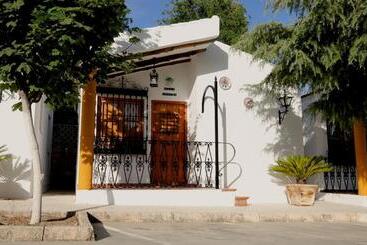 Aparthotel El Cañuelo