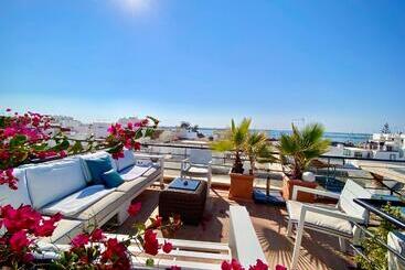 پانسیون Zenit Olhao Bed & Breakfast