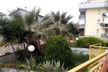 Huoneistohotelli Residence Le Magnolie