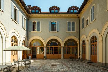 Huoneistohotelli La Cordata Accommodation   San Vittore 49