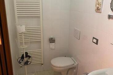 酒店 Lo Scoiattolo Country House