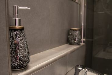 بنسيون Alibardi Alloggi