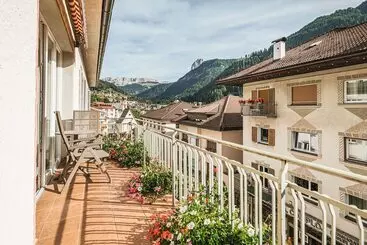 アパートホテル Aquila Dolomites Residence