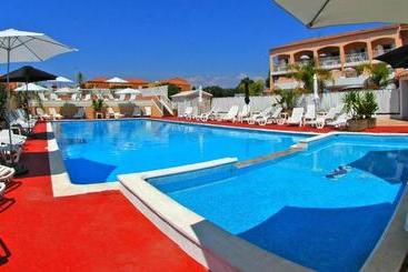 מלון דירות Argentiere Club