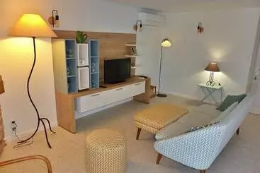 Pension Rez De Villa Aspretto Lazaret