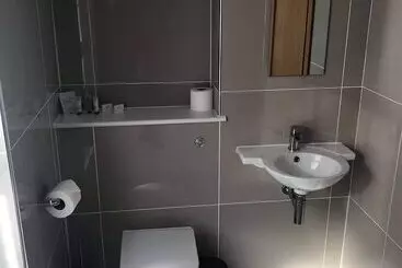 Retkeilymaja The Claremont Inn