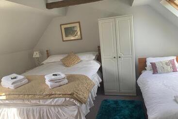 펜션 The Lampet Arms