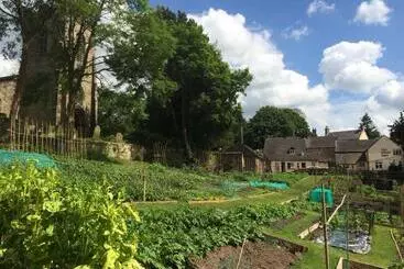 ユースホステル The White Hart Apartment Valley View