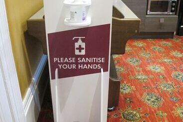 بنسيون Charades Guest House