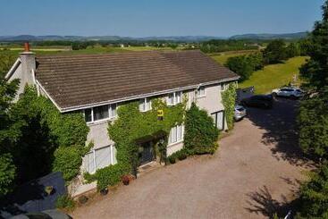 Pensiune Southpark House