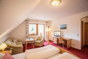 ペンション Gasthaus Zum Kreuz