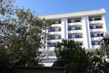 Aparthotel Guckar Sehrinn Oteli