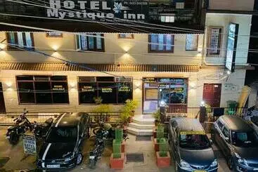 Hotel Mystique Inn