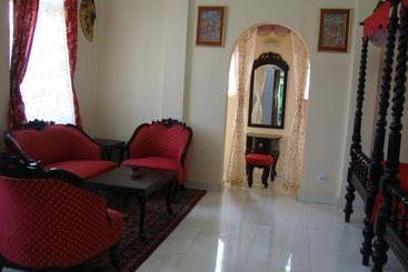 بنسيون Baruah Bhavan