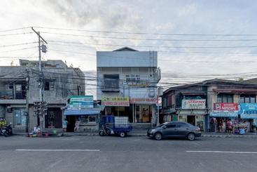 הוסטל Zen Rooms Rh Inn