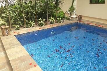 هتل آپارتمان Residence Clean Apparts