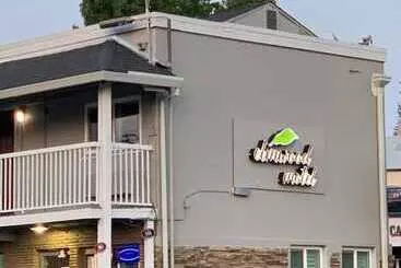 Elmwood Motel