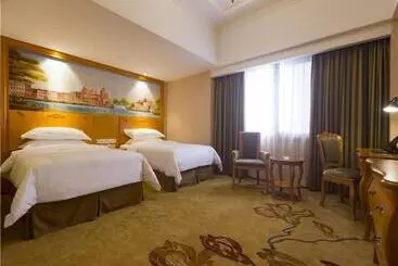 Vienna Hotel Yulin Jincheng Zhenlin