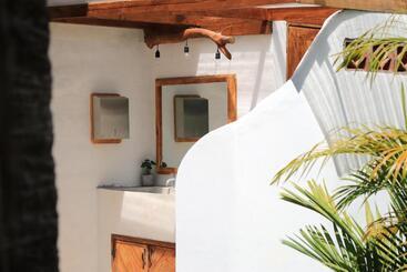 ユースホステル Panama Beach Lodge