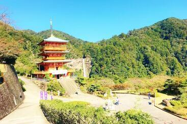 פנסיון Guest House Branchee