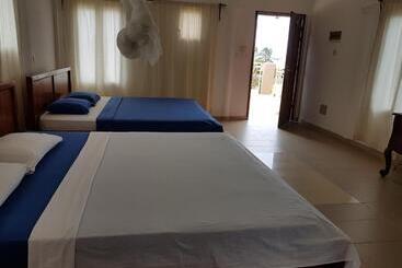 هاستل Ramaya Auberge Espagnole