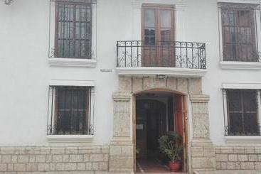 호스텔 Museo Casona Ugarte Leon