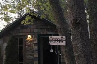 هاستل Seafarer Inn And Cottages
