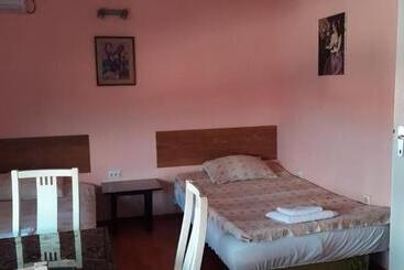 پانسیون Guest House Trajkovic