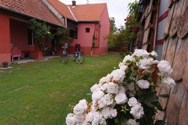 پانسیون Kucerak Kod Bobe Vrdnik