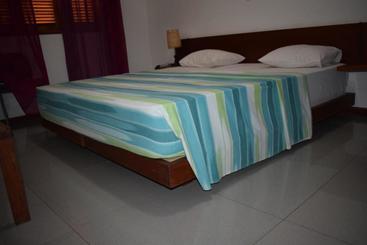 פנסיון Guest House Soncent