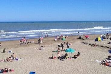 ペンション Hostería Las Grullas