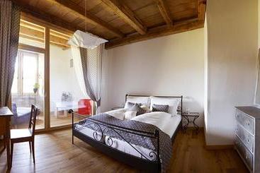 פנסיון La Commanderie