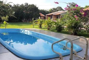 Pension Chacara Manaca Da Serra