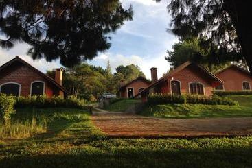 بنسيون Emy Pousada