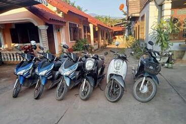 Pension Khamphouy Guesthouse
