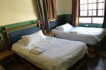 بنسيون Lost Garden Guest House