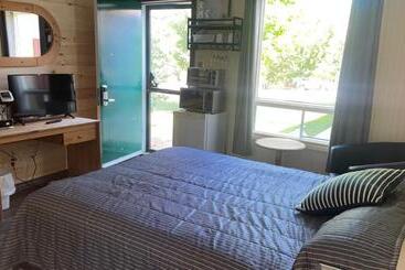 ユースホステル Auberge Et Chalets Sur Le Lac