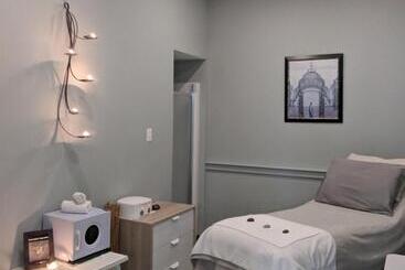 מלון דירות Micro Boutique Living Wolfville