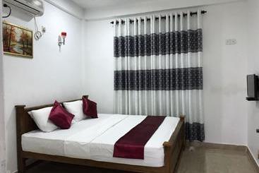 بنسيون Family Inn