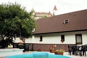 Majatalo Penzion V Budech