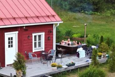 هتل آپارتمان Salpalinjan Hovi