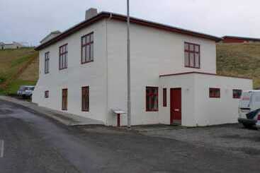 פנסיון Guesthouse Tilraun