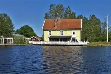 Pensiune Gula Huset