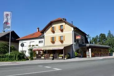 Pensão Guest House Arvaj