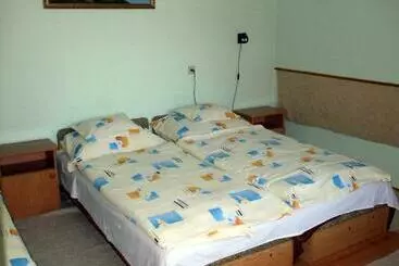 Pensjonat Lugas Szallas