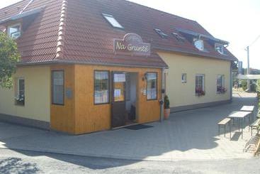 ペンション Penzion Na Gruntě