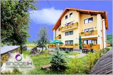 Pension Camves Inn