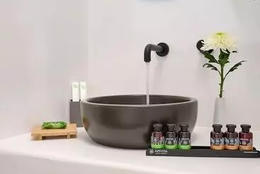 Adorno Beach Hotel And Suites